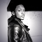 Kris Thomas - List pictures