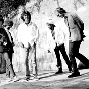 Traveling Wilburys - List pictures