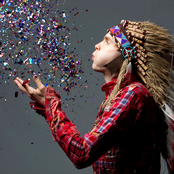 Jonsi - List pictures