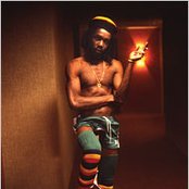 Peter Tosh - List pictures