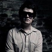 White Apple Tree - List pictures