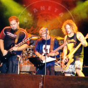 Raimundos - List pictures