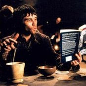 Ian Brown - List pictures