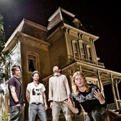 Puddle Of Mudd - List pictures