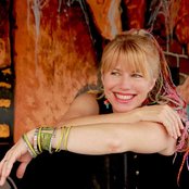 Sara Hickman - List pictures