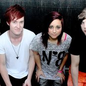 Rawr Vanity - List pictures