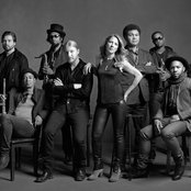 Tedeschi Trucks Band - List pictures