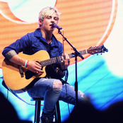 Ross Lynch - List pictures