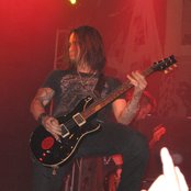 Alter Bridge - List pictures