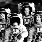 Frenzal Rhomb - List pictures