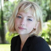 Haley Bennett - List pictures