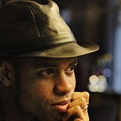 Roberto Fonseca - List pictures