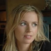 Michelle Tumes - List pictures