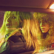 Deap Vally - List pictures