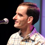 Bradley Walker - List pictures