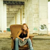 Christine Evans - List pictures