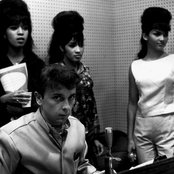 Phil Spector - List pictures