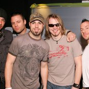 Chris Daughtry - List pictures