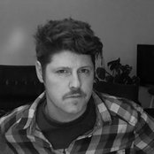 Mano Le Tough - List pictures