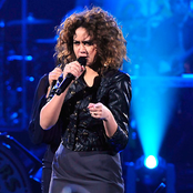 Karen Rodriguez - List pictures