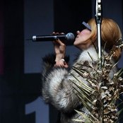 Frida Gold - List pictures