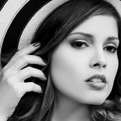 Jullie - List pictures