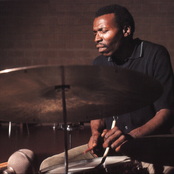 Elvin Jones - List pictures