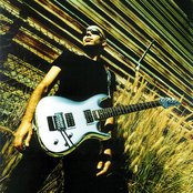 Joe Satriani - List pictures