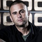 Jamie Walters - List pictures