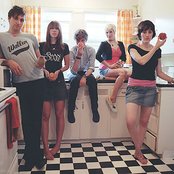 Tilly And The Wall - List pictures