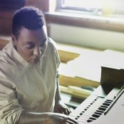 Me'shell Ndegéocello - List pictures