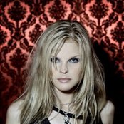 Ana Johnsson - List pictures