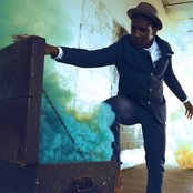 Labrinth - List pictures