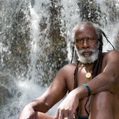 Burning Spear - List pictures