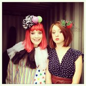 Gabby Young & Other Animals - List pictures