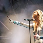 Jess Mills - List pictures