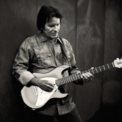 John Fogerty - List pictures