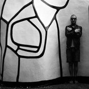 Lucas Santtana - List pictures