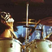 Peter Criss - List pictures