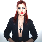 Nina Sublatti - List pictures