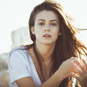 Meg Myers - List pictures