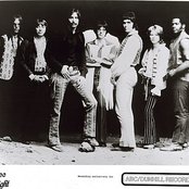 Three Dog Night - List pictures