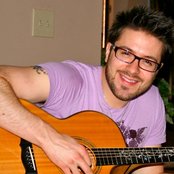 Danny Gokey - List pictures