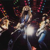 Def Leppard - List pictures