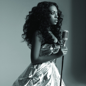 Solange - List pictures