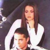 Sentidos Opuestos - List pictures