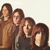 Stooges - List pictures