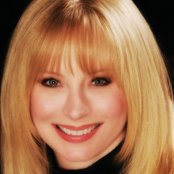 Christy Sutherland - List pictures