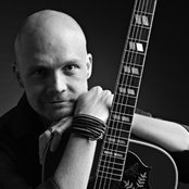 Juha Tapio - List pictures