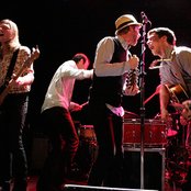 Delta Spirit - List pictures